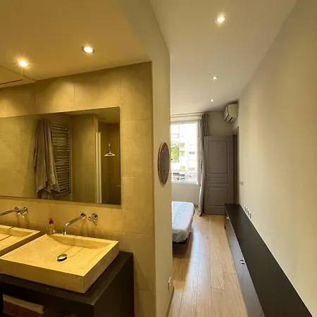 Beau 2 Piece De 70m2 Au Suquet Apartment