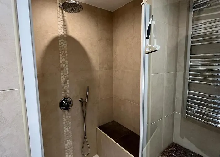 Apartament Dans Le Quartier Historique Du Suquet Ideal Congres Et Cannes